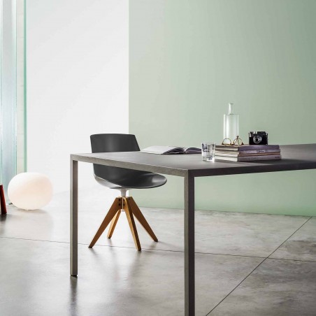 MDF Italia - Flow Chair girevole - 4 gambe VN in rovere MDF Italia - Flow Chair girevole - 4 gambe VN in rovere