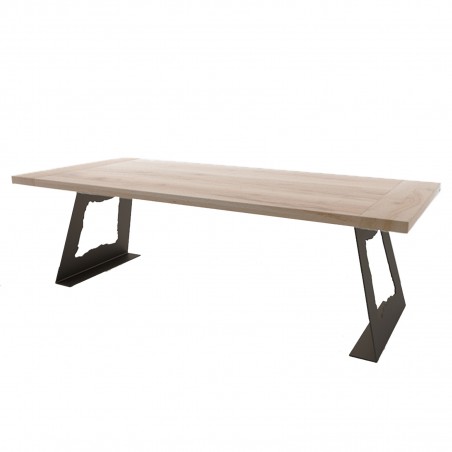 Devina Nais  - Table Reverse - Fer Devina Nais  - Table Reverse - Fer