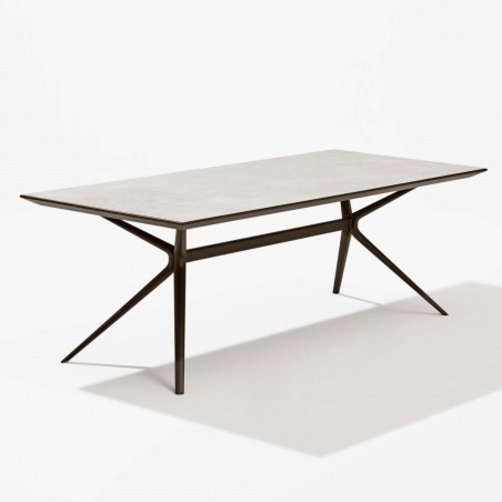 Fast - Table Rectangulaire Moai Fast - Table Rectangulaire Moai