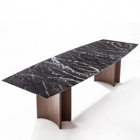Porada - Alan Shaped Table
