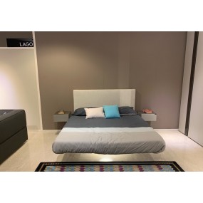 Lago - Letto Fluttua + Comodini - Lago