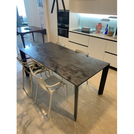 Pointhouse - Diamante Table Pointhouse - Diamante Table
