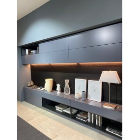 Novamobili - Outline Wall System