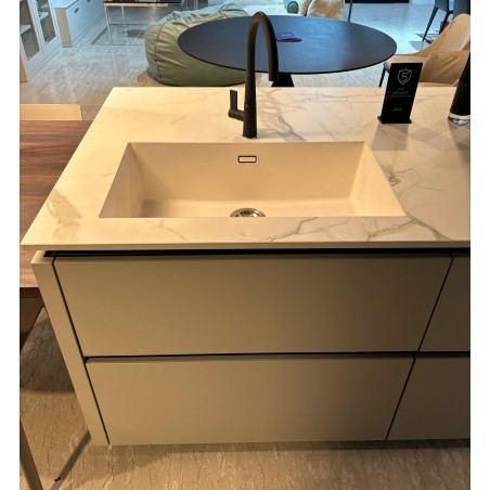 Forma 2000 - Laminate Kitchen with Island Forma 2000 - Laminate Kitchen with Island