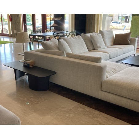 Minotti - Song Corner Coffee Table Minotti - Song Corner Coffee Table
