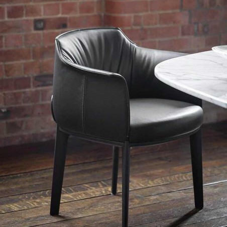 Poltrona Frau - Archibald Little Armchair