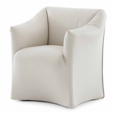 Cassina - Poltroncina 684 Cassina - Poltroncina 684