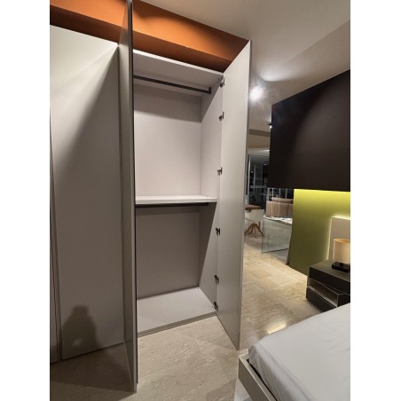 Novamobili - Gola Armoire