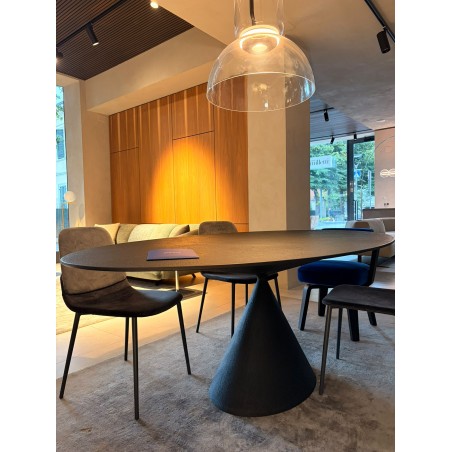 Desalto - Clay Oval Table Lava Stone